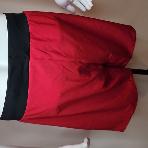 SPYDER ACTIVE MENS SWIMSUIT, THE SIZE IS LARGE, THE COLOR ID DEEP RED - Picture 4 of 12